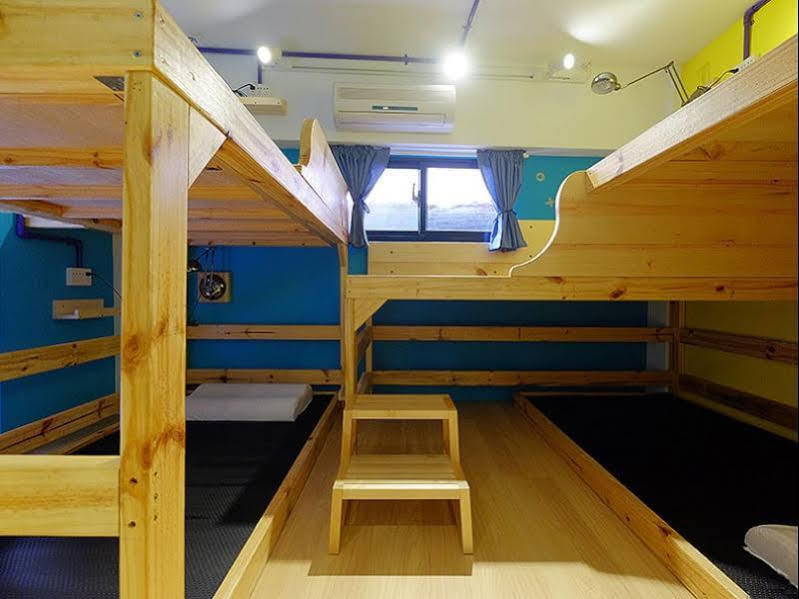 Leo Ho Hostel Tainan Buitenkant foto