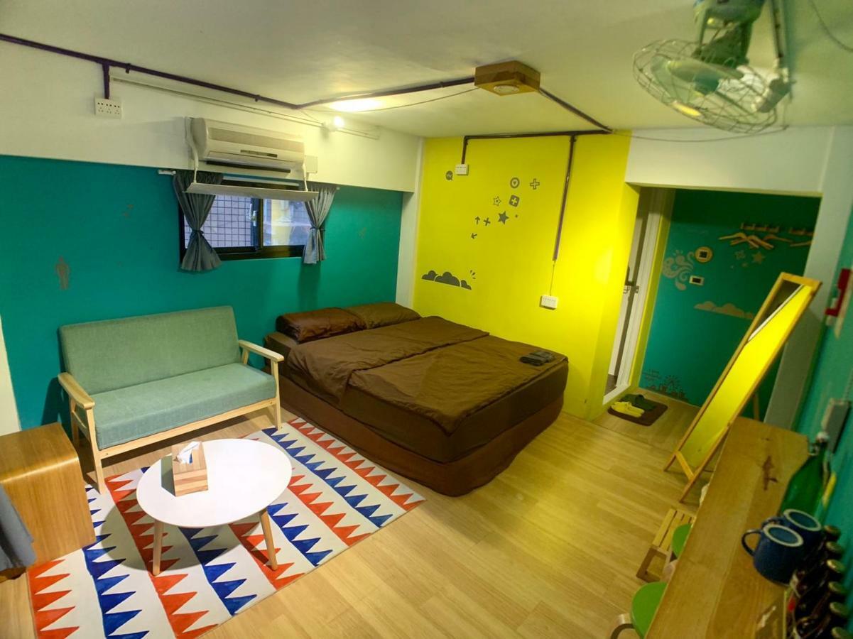 Leo Ho Hostel Tainan Buitenkant foto